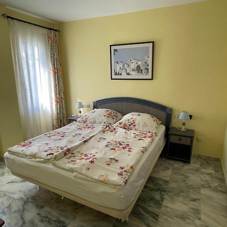 El Lobo De Mar Estepona Eksteriør billede