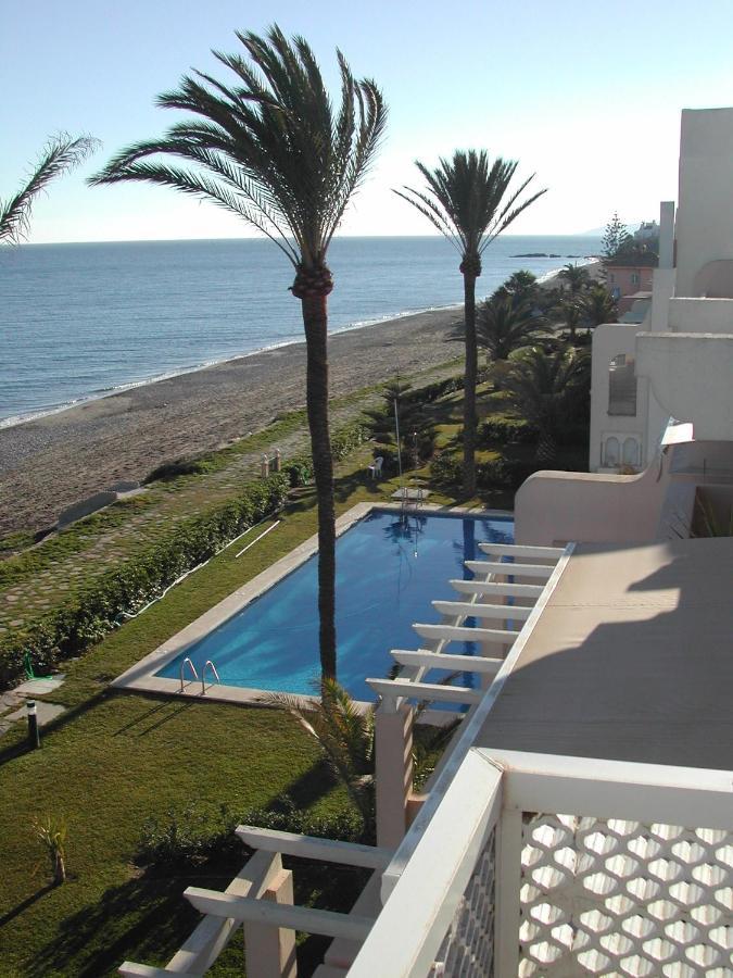 El Lobo De Mar Estepona Eksteriør billede